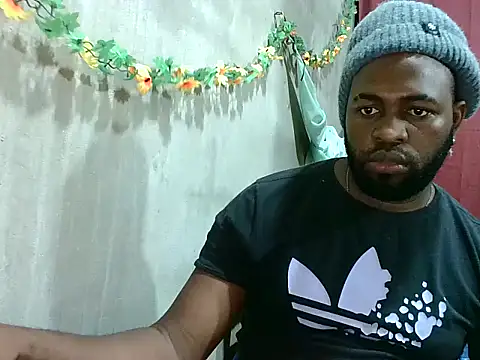 2ocmaxi live sex cam