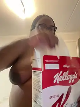 VixenRoyaleX live sex cam