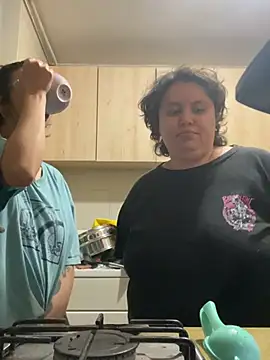 RavenEllieUniverse's cam snapshot