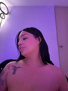 JennLeMoka's cam snapshot