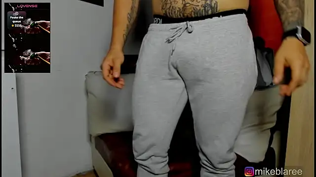 mikeblaree live sex cam