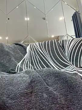 J-Jasmin's cam snapshot