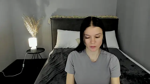 SkinyJoys's cam snapshot