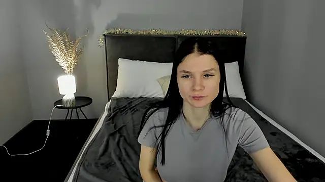 SkinyJoys's cam snapshot