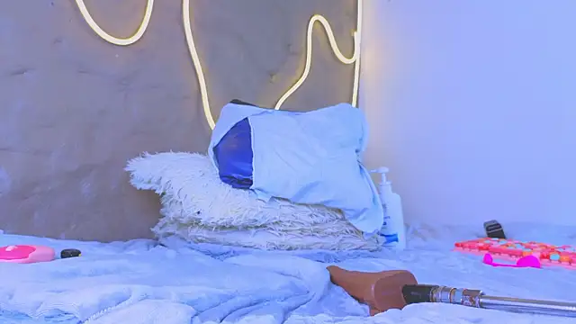 Isa__Blanc live sex cam