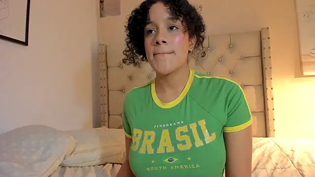 vanesasexyhot21's cam snapshot