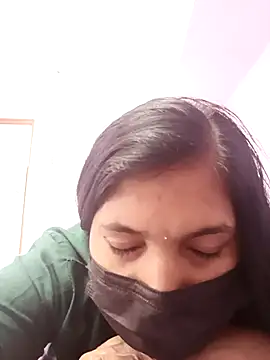 Tamil_Kerala_Ponnu's cam snapshot