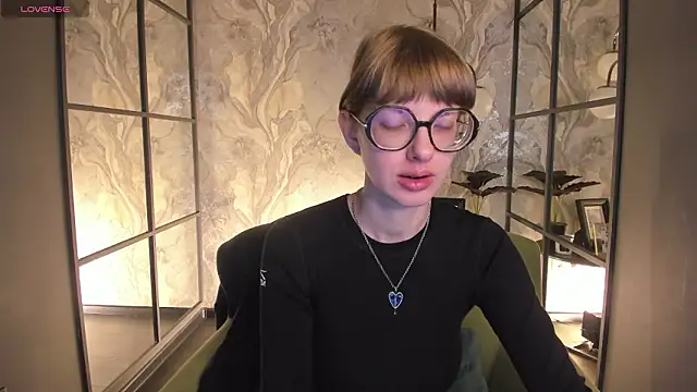 RubySoft live sex cam