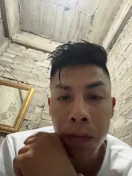Marko-18 live sex cam