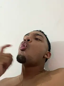 KleytonCollins live sex cam