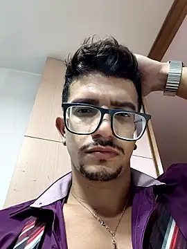 AnibalSteam's cam snapshot