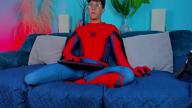 Leo_Savage_'s cam snapshot