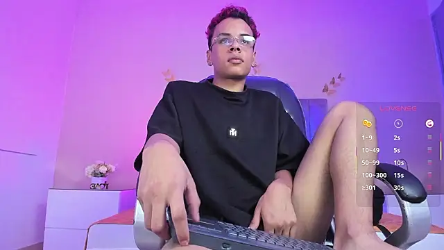 Xavier_Fox___'s cam snapshot