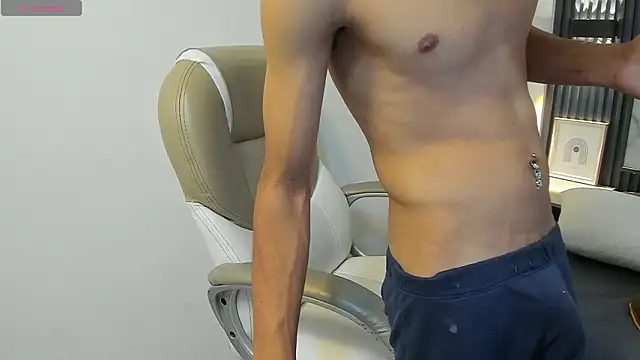 TaylerMiles's cam snapshot