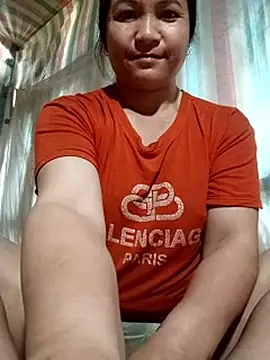 Love-Mama33's cam snapshot