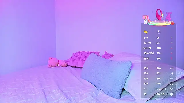 PollyGrey_'s cam snapshot