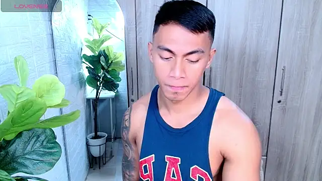 PinooyMilker's cam snapshot