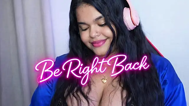 Paulinehoney's cam snapshot