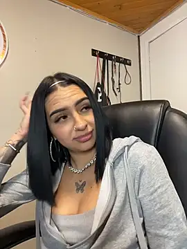 Hilary_pinkk's cam snapshot