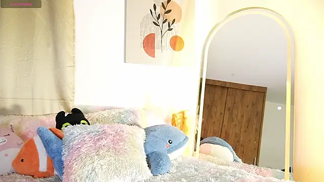 Nikita_luan's cam snapshot