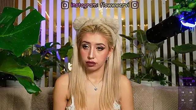 FlowweerGirl's cam snapshot