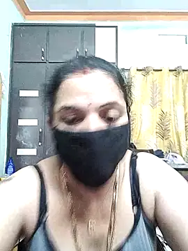 bhavyasri_55's cam snapshot