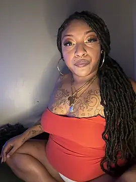 Egyptian_reign's cam snapshot