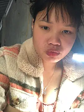 Minhkhue121's cam snapshot