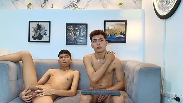 AVENGER_BOYS2026's cam snapshot