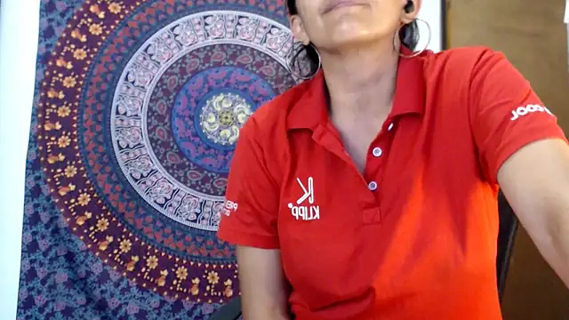 Lucyy_Naugthy's cam snapshot