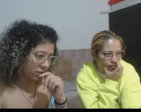 CATTALINAHOT's cam snapshot