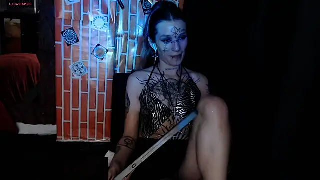 freyjalodbrok's cam snapshot