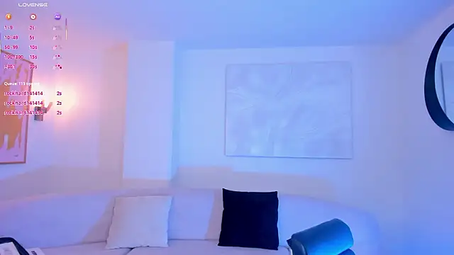 TaraLawrence's cam snapshot