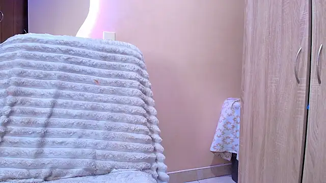 catte_jensen's cam snapshot