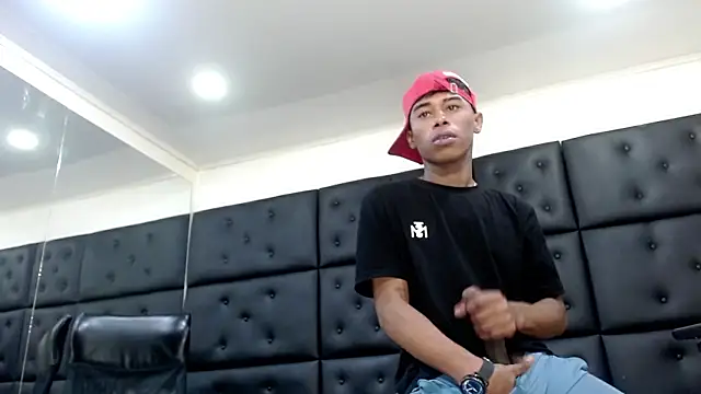 TonnyMarck live sex cam