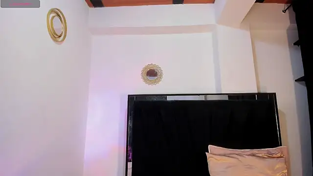 lilithTeen1_'s cam snapshot