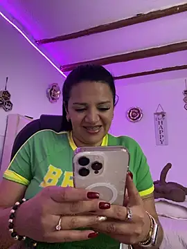 Milff_parkerrr's cam snapshot