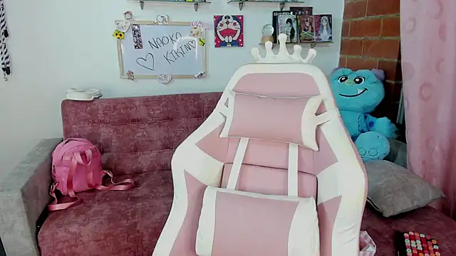 naoko_kirino's cam snapshot