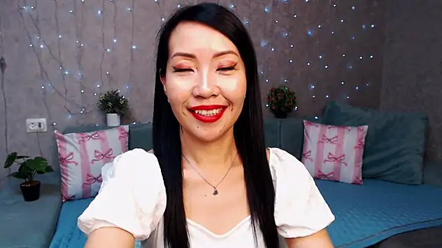 LiaPak's cam snapshot