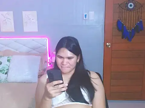 alianabrooks live sex cam