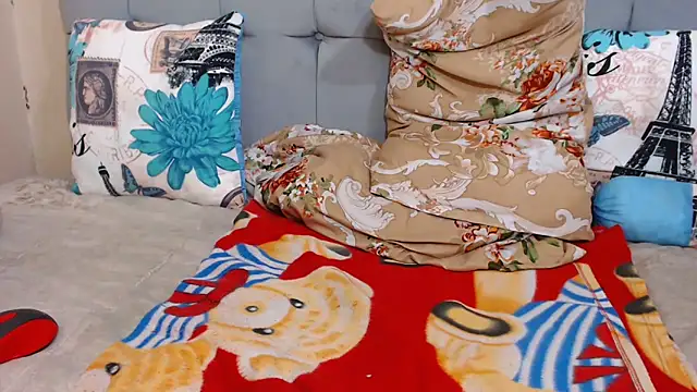 ChocolateClit live sex cam