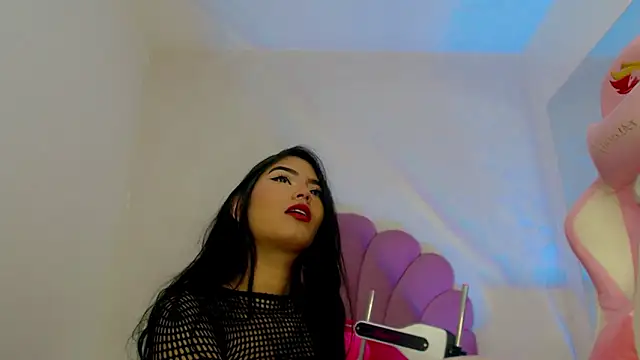 estefany_squirt1's cam snapshot