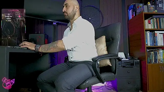 Leon_1234 live sex cam