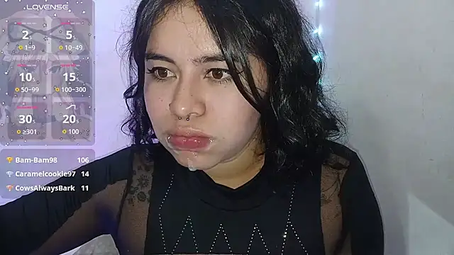 Magic_Alicee_'s cam snapshot