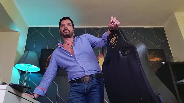 ChrisKox live sex cam