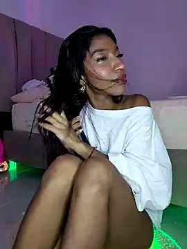 DAMMLEYLA's cam snapshot