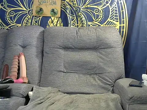 lovely_lola1111 live sex cam