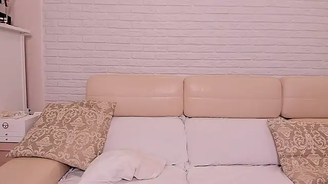 LovelyCaprice's cam snapshot