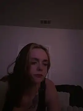 superlonelygirl04's cam snapshot