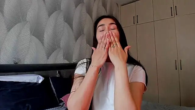 Bambiii_bby's cam snapshot